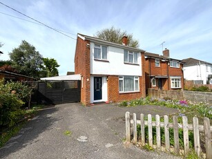 3 bedroom detached house for sale in Chapel Road, West End, Southampton SO30 3FG, SO30