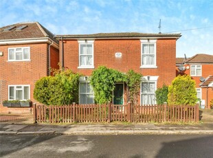 3 bedroom detached house for sale in Edward Road, Southampton, Hampshire, SO15