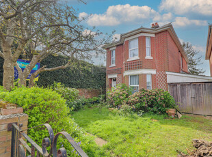 3 bedroom detached house for sale in Florence Road, Woolston, SO19