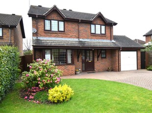 3 bedroom detached house for sale in Lanscombe Park Road, Allestree, Derby, DE22