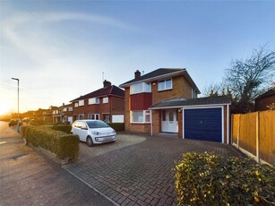 3 bedroom detached house for sale in Morley Avenue, Churchdown, Gloucester, Gloucestershire, GL3