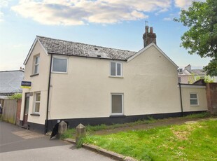 3 bedroom detached house for sale in New North Road, Exeter, Devon, EX4