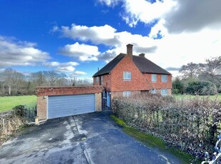 3 bedroom detached house for sale in Palmers Green Lane, Brenchley, TN12