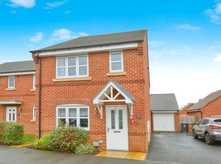 3 bedroom detached house for sale in Radcliffe Way, Littleover, Derby, DE23