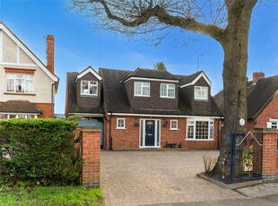 3 bedroom detached house for sale in Reading Road, Woodley, Reading, RG5