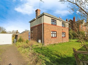 3 bedroom detached house for sale in Runcorn Road, Moore, Warrington, Cheshire, WA4