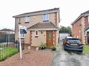 3 bedroom detached house for sale in Saints Close, Hull, HU9