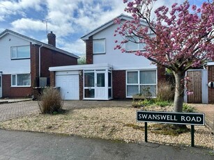 3 bedroom detached house for sale in Swanswell Road, SOLIHULL, West Midlands, B92