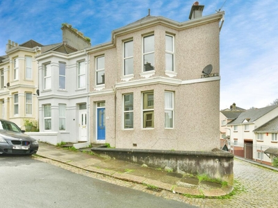 3 bedroom end of terrace house for sale in Clayton Road, Plymouth, PL4