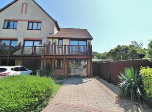 3 bedroom end of terrace house for sale in Coverack Way, Port Solent, Portsmouth, PO6