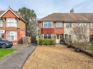 3 bedroom end of terrace house for sale in Dominion Road, Worthing, West Sussex, BN14