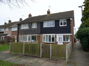 3 bedroom end of terrace house for sale in Ibex Close, Coventry, CV3