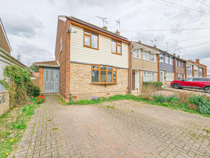 3 bedroom end of terrace house for sale in Lentons Lane, Coventry, CV2