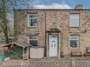 3 bedroom end of terrace house for sale in Meg Lane, Longwood, Huddersfield, West Yorkshire, HD3