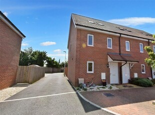 3 bedroom end of terrace house for sale in Myrtlebury Way, Exeter, Devon, EX1