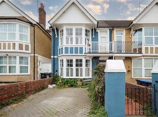 3 bedroom end of terrace house for sale in Navarino Road, Worthing, BN11