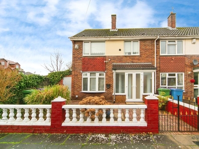3 bedroom end of terrace house for sale in Rainham Close, Liverpool, Merseyside, L19