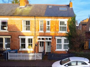 3 bedroom end of terrace house for sale in Richmond Road, West Bridgford, Nottingham, Nottinghamshire, NG2