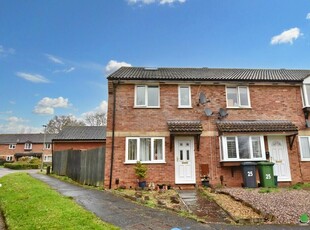 3 bedroom end of terrace house for sale in Uplands Drive, Exeter, EX4