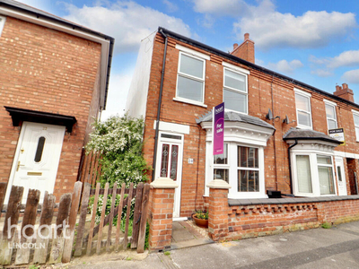 3 bedroom end of terrace house for sale in Vere Street, Lincoln, LN1