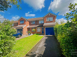 3 bedroom end of terrace house for sale in Vokes Close, Southampton, SO19