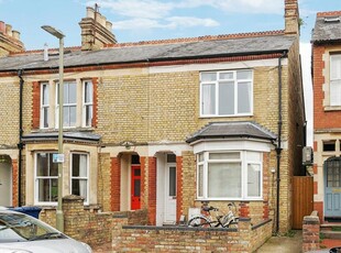 3 bedroom end of terrace house for sale in Warneford Road, Oxford, OX4