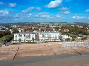 3 bedroom flat for sale in 3-10 Marine Parade, Worthing, West Sussex, BN11