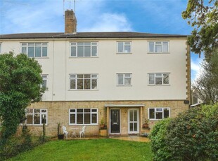 3 bedroom flat for sale in Parabola Road, Cheltenham, Gloucestershire, GL50