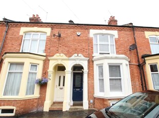 3 bedroom house for sale in Loyd Road, Northampton, NN1