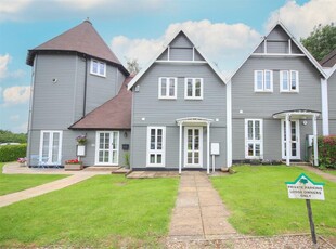 3 bedroom house for sale in The Roundel, Overstone, Northampton, NN6