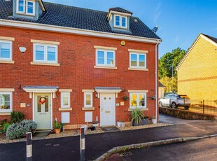 3 bedroom house for sale in Wyncliffe Gardens, Cardiff, CF23