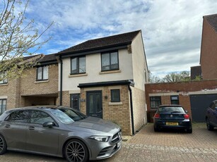 3 bedroom link detached house for sale in Upton, Northampton, NN5