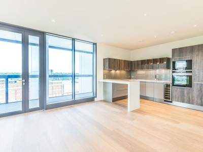 3 bedroom penthouse for sale in Foundry House, Battersea Exchange, SW8