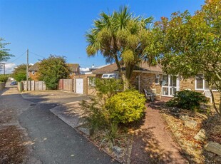 3 bedroom semi-detached bungalow for sale in Meadow Road, Worthing, BN11