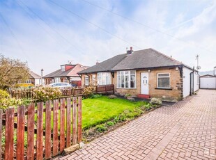 3 bedroom semi-detached bungalow for sale in Southlands Grove, Thornton, Bradford, BD13