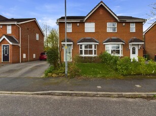 3 bedroom semi-detached house for rent in Chelsea Gardens, Warrington, WA5