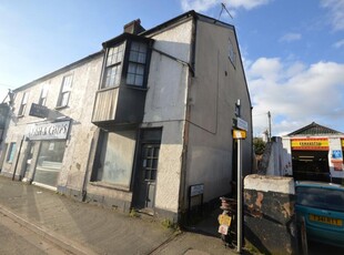 3 bedroom semi-detached house for sale in Alphington Road, Exeter, Devon, EX2