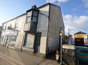 3 bedroom semi-detached house for sale in Alphington Road, Exeter, Devon, EX2