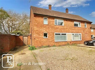 3 bedroom semi-detached house for sale in Birkfield Close, Ipswich, Suffolk, IP2