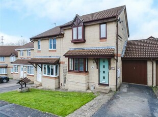 3 bedroom semi-detached house for sale in Buckthorn Drive, Woodhall Park, Swindon, Wiltshire, SN25