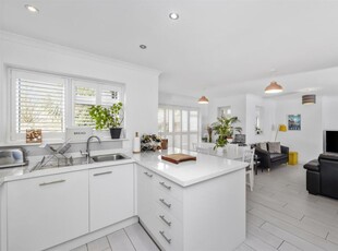 3 bedroom semi-detached house for sale in Carden Hill, Hollingbury, Brighton, BN1