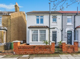 3 bedroom semi-detached house for sale in Copnor Road, Portsmouth, Hampshire, PO3