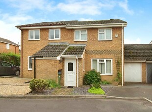 3 bedroom semi-detached house for sale in Cowley Close, Southampton, Hampshire, SO16