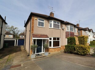 3 bedroom semi-detached house for sale in Edwards Way, Hutton, Brentwood, CM13