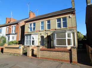 3 bedroom semi-detached house for sale in Granville Street, Peterborough, PE1