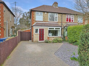 3 bedroom semi-detached house for sale in Green End Road, Cambridge, CB4