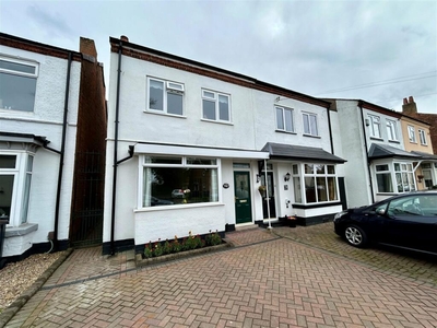 3 bedroom semi-detached house for sale in Green Lanes, Sutton Coldfield, B73 5JL, B73