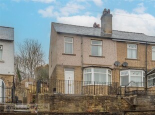 3 bedroom semi-detached house for sale in Heaton Road, Huddersfield, West Yorkshire, HD1