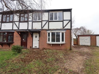 3 bedroom semi-detached house for sale in Hibaldstow Road, Lincoln, LN6