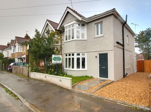 3 bedroom semi-detached house for sale in Highfield, Southampton, SO17